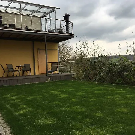 Zum Saaletalblick * 萨勒河畔瑙姆堡