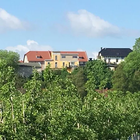 Zum Saaletalblick Apartament