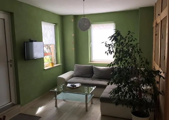 Zum Saaletalblick Apartman *