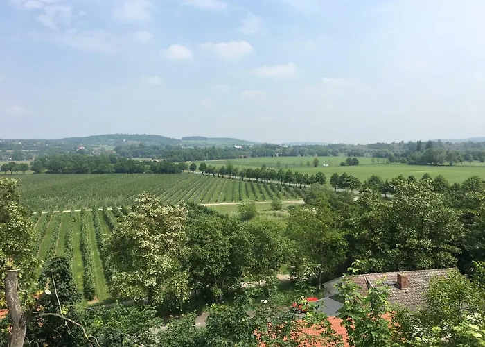 Zum Saaletalblick * Naumburg